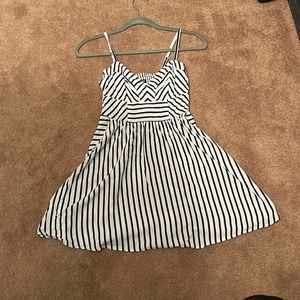 XS Express Dress